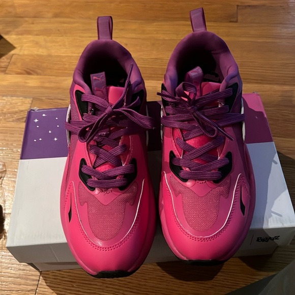 PUMA X BRATZ SNEAKERS - Picture 1 of 6